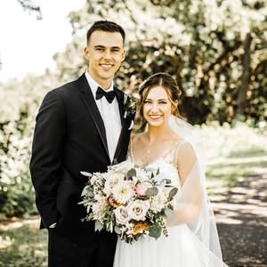 Meet your Posher, Logan